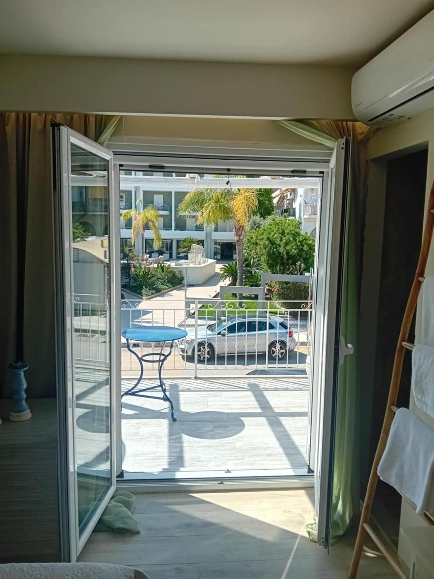 Hotel Assini Beach טולון חדר תמונה