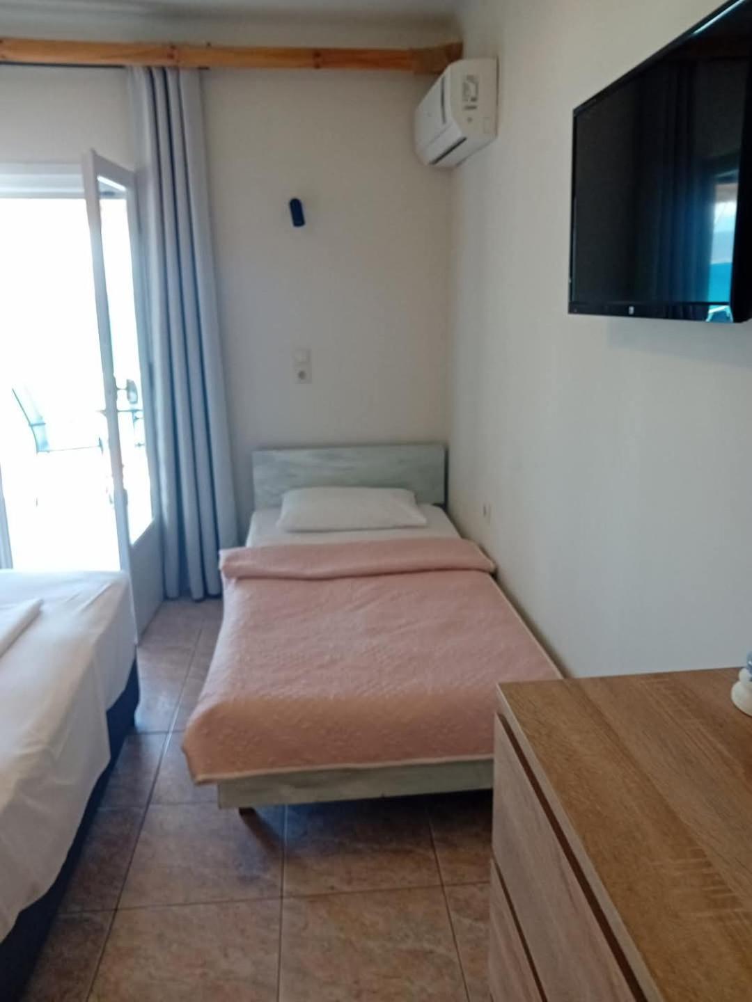 Hotel Assini Beach טולון מראה חיצוני תמונה